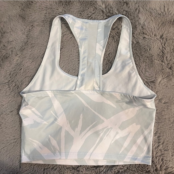 Gap Fit Tank Size Small - Picture 2 of 4